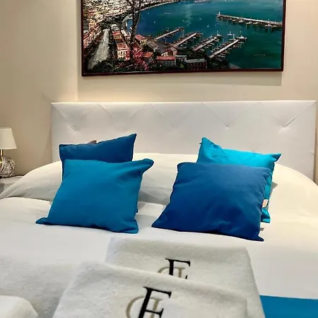 Lejlighed Domus Elena - Plebiscito Napoli