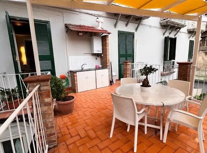 Domus Elena - Plebiscito * Napoli